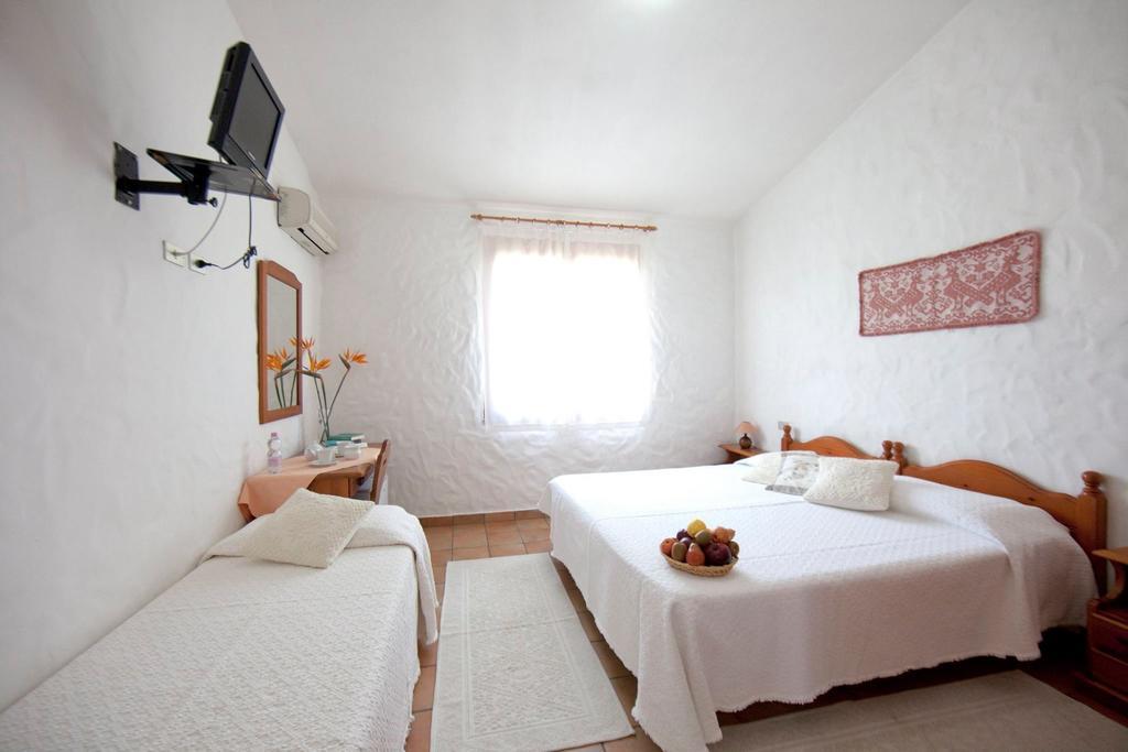 Hotel S'Obreschida Castiadas Room photo