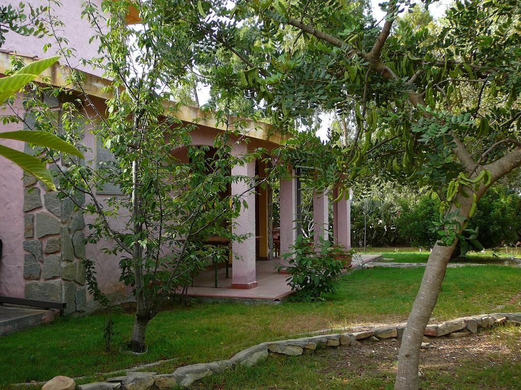 Hotel S'Obreschida Castiadas Exterior photo